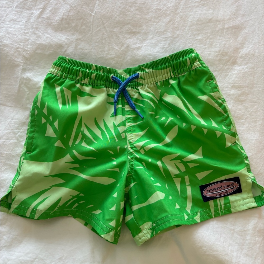 Vineyard Vines boys green palm swim trunks
